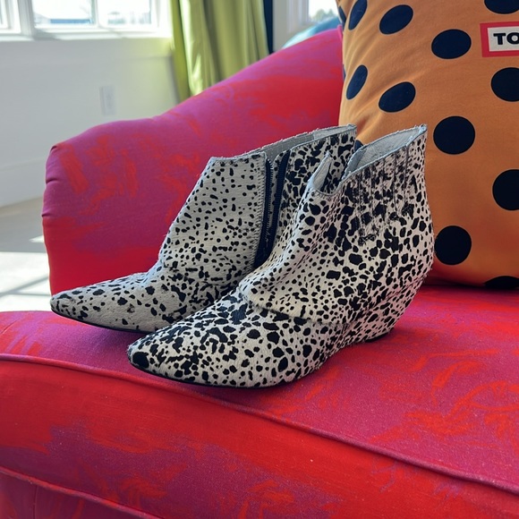 Matisse cowhide wedge booties - Picture 1 of 5